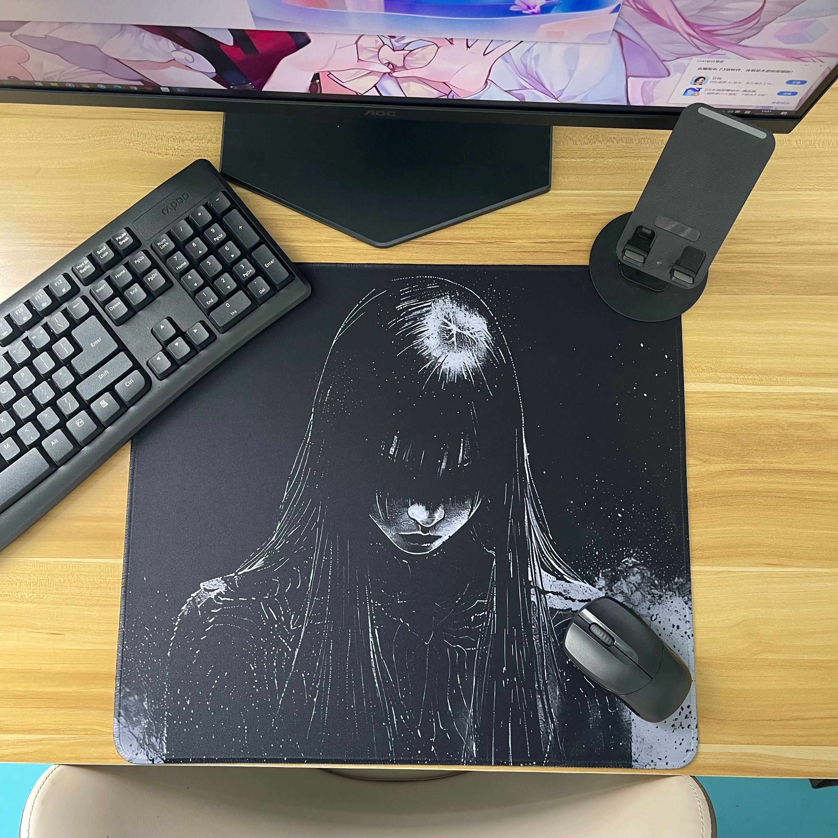 Mouse pad dark style themed pa - огляд і ціна Desk Setup Dark