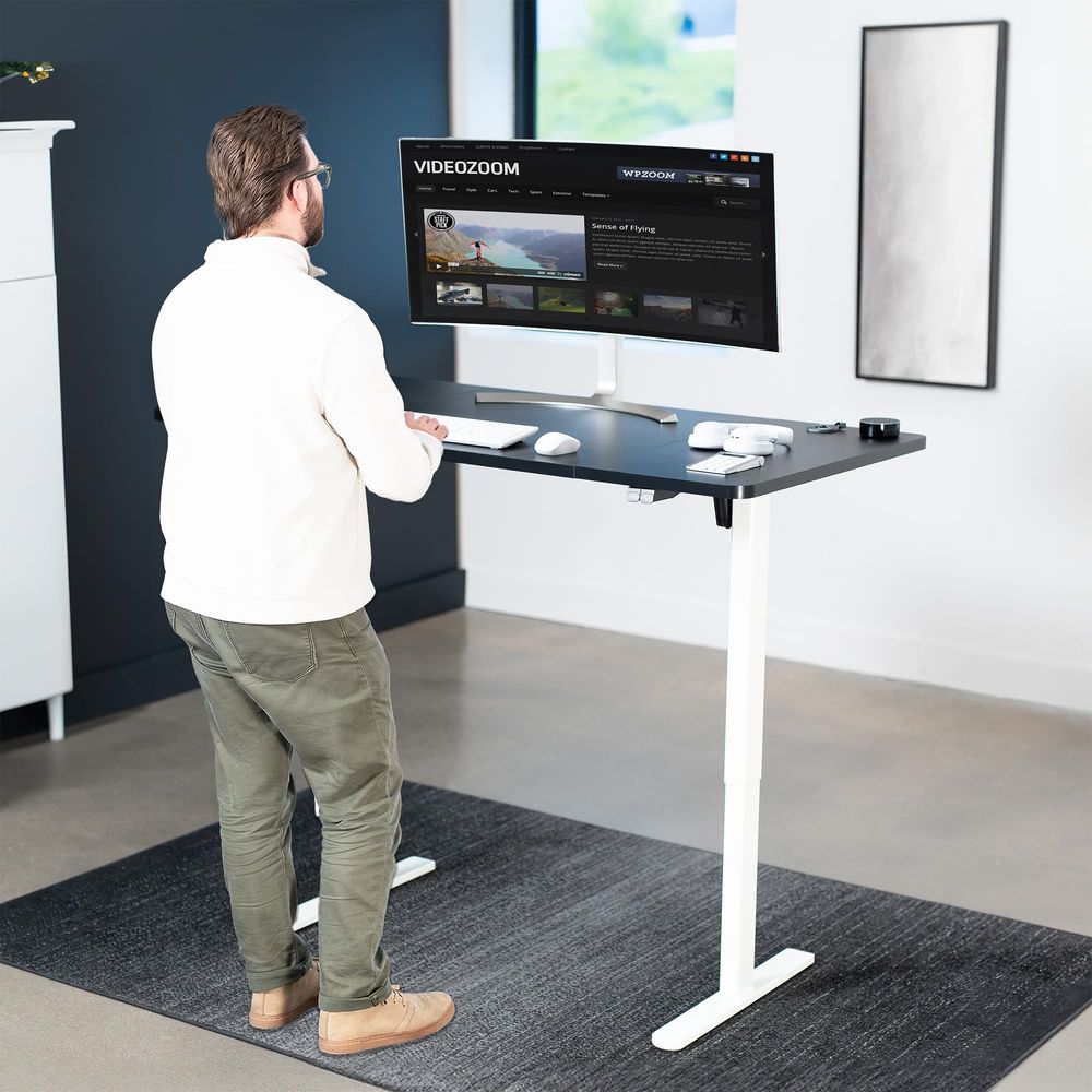 Electric 60 x 30 inch Stand Up - огляд і ціна Desk Setup Black And White